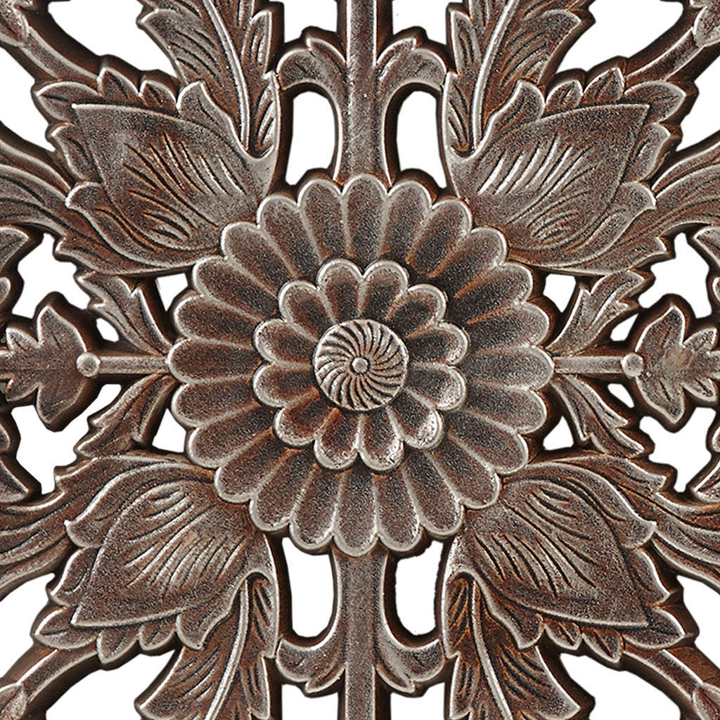 Madison Park Distressed Carved Wood 2-piece Wall Decor Set