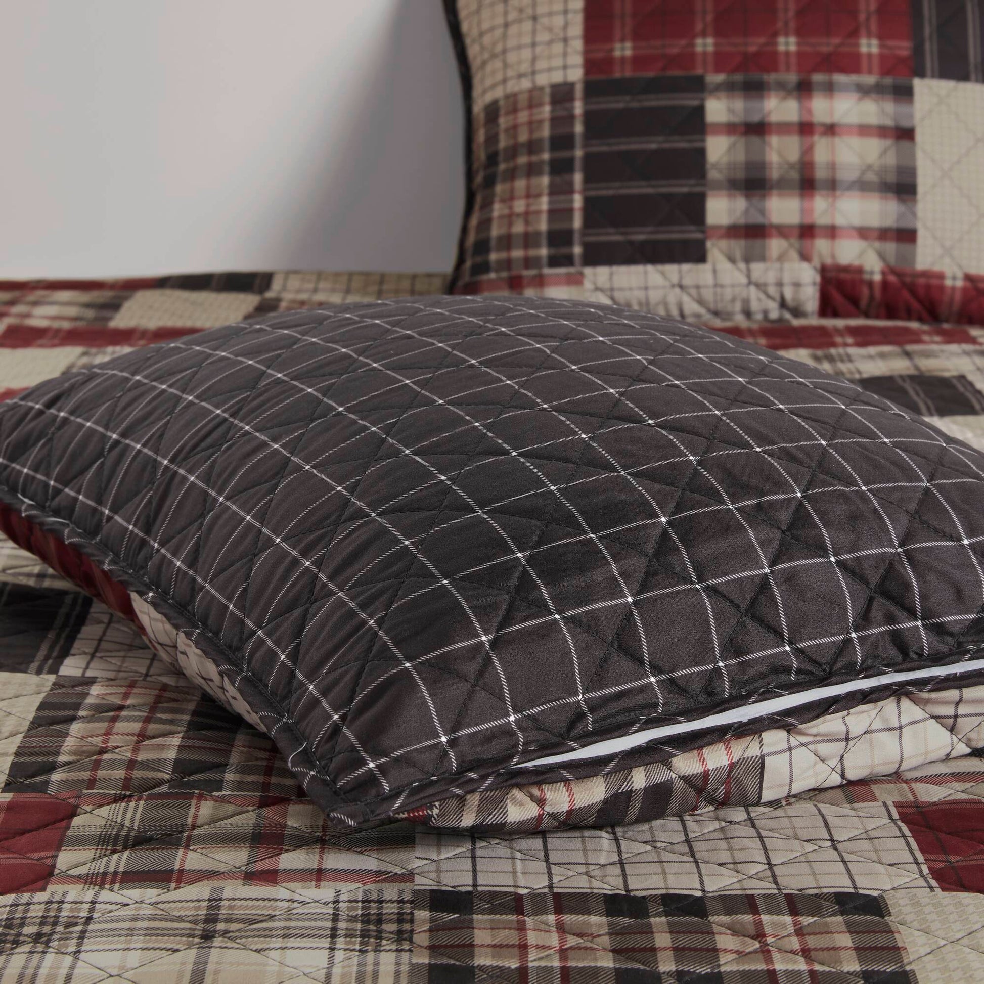 Madison Park 3 Piece Reversible Printed Quilt Set