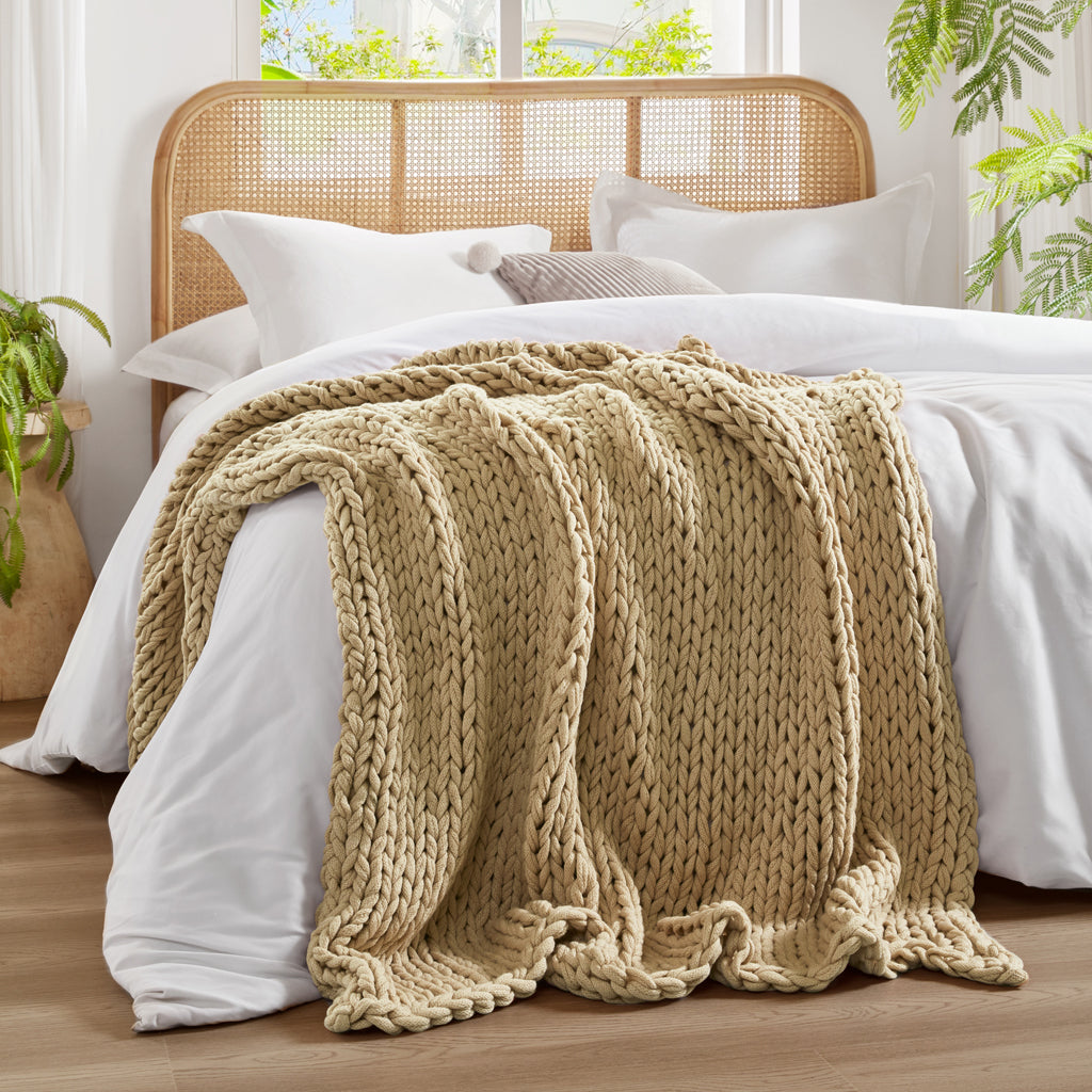 Madison Park Hand Made Chunky Double Knit Throw Blanket