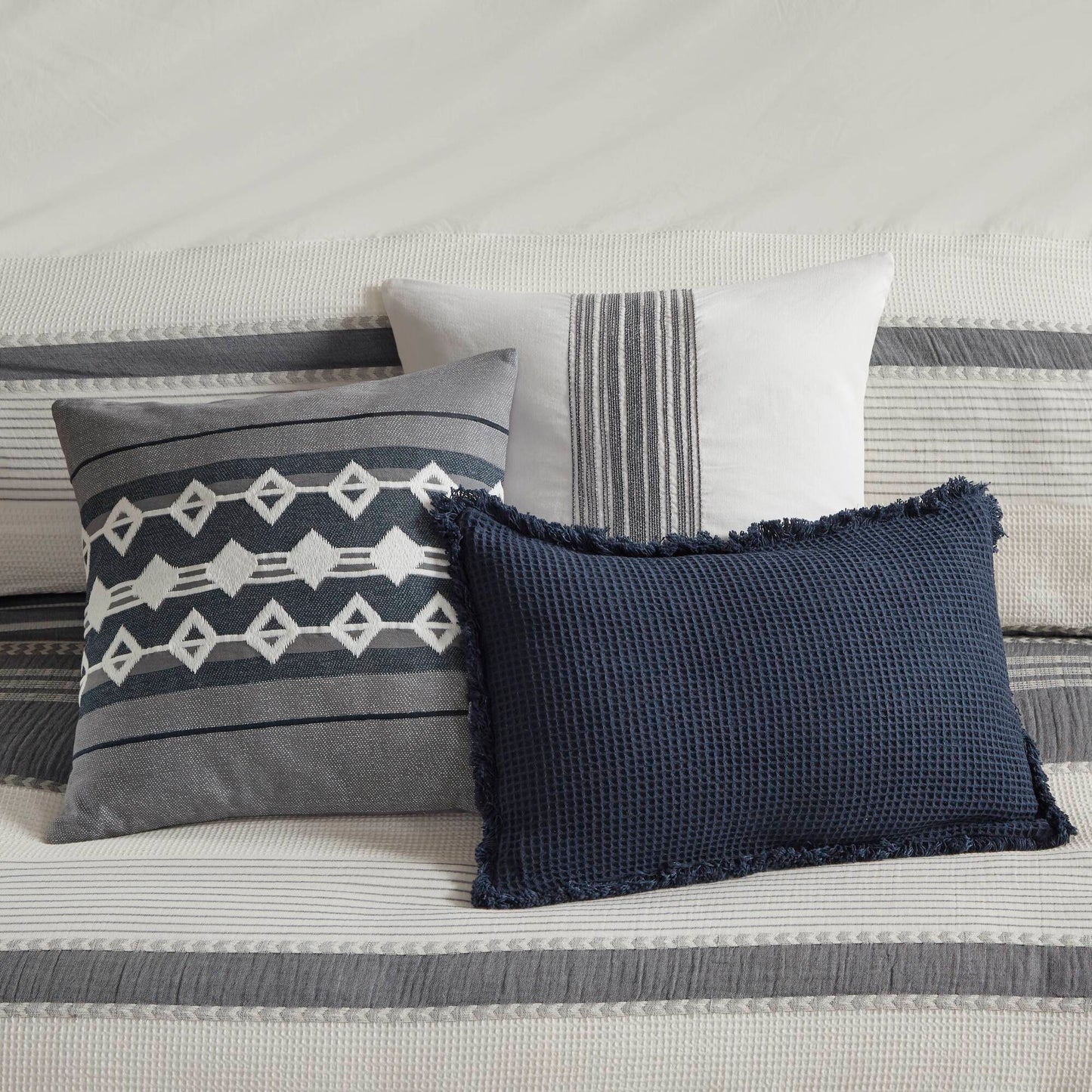 Madison Park Signature Oversized Cotton Jacquard Comforter Set with Euro Shams and Throw Pillows