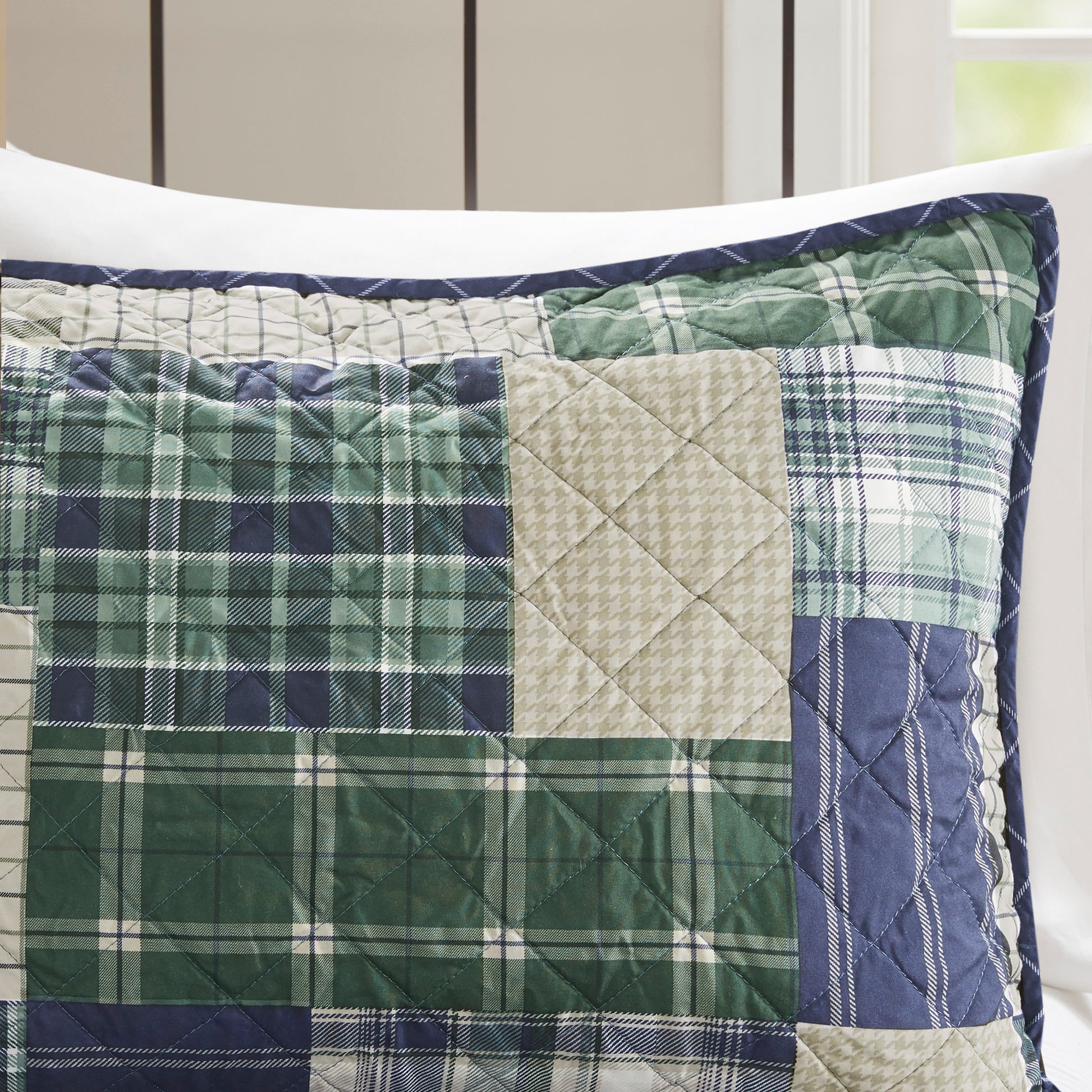 Madison Park 3 Piece Reversible Printed Quilt Set