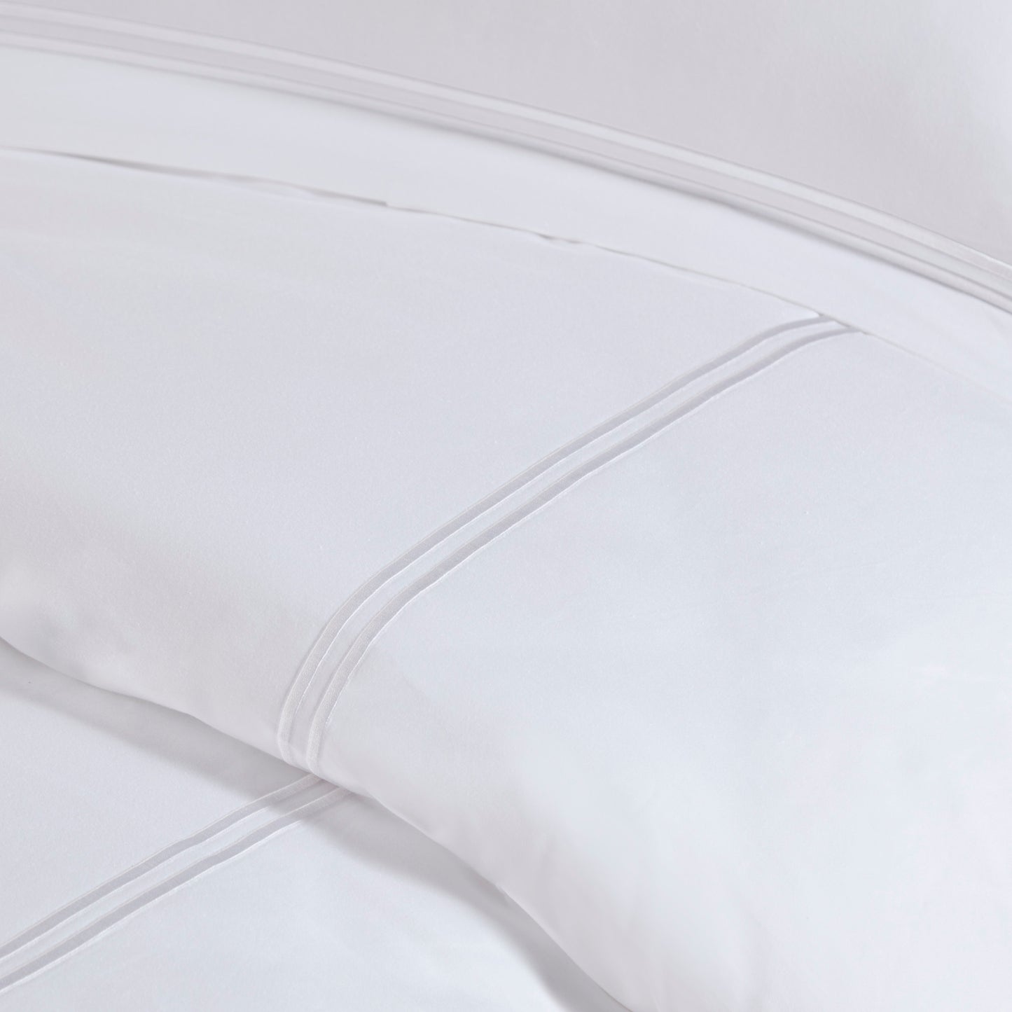 Madison Park Signature 100% Cotton Sateen Embroidered Comforter Set