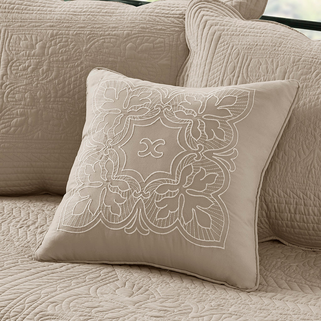 Madison Park 6 Piece Reversible Scalloped Edge Daybed Cover Set