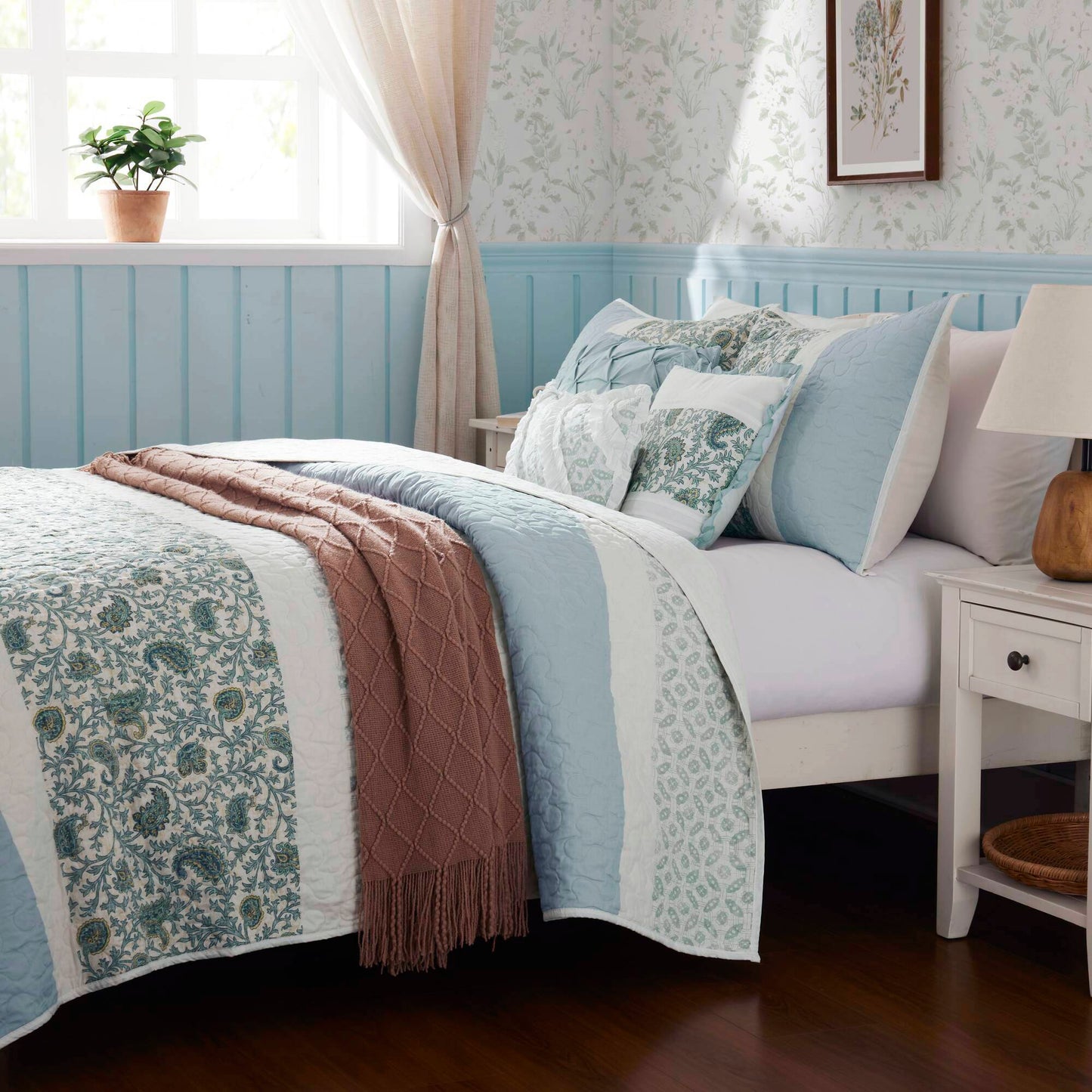 Madison Park 6 Piece Cotton Percale Quilt Set with Throw Pillows