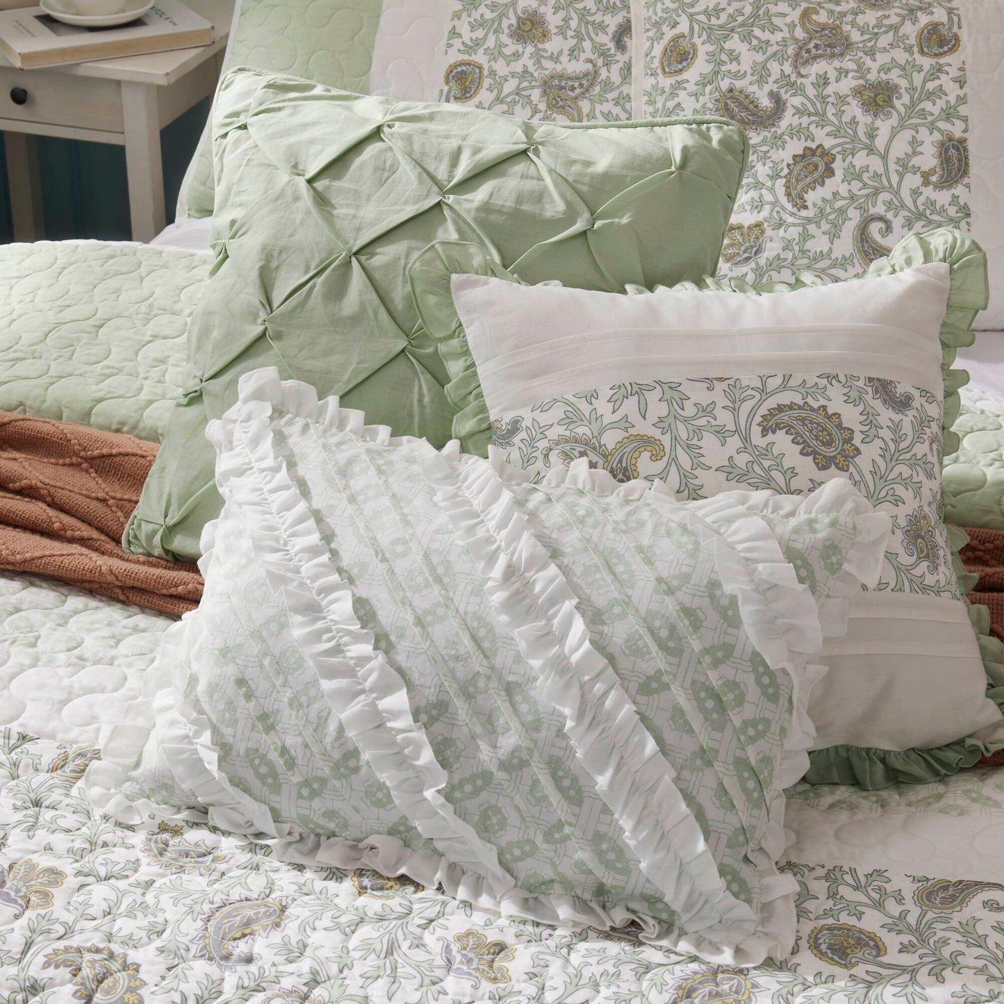 Madison Park 6 Piece Cotton Percale Quilt Set with Throw Pillows