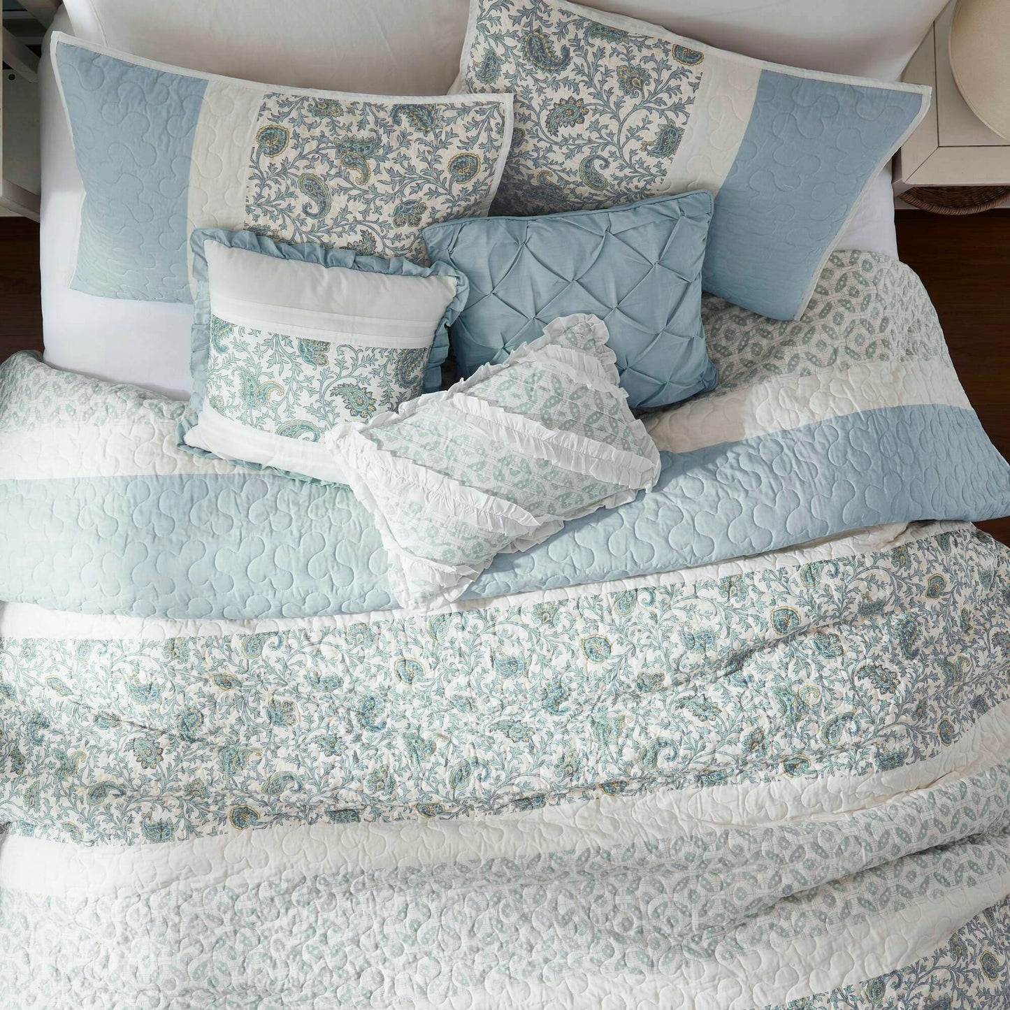 Madison Park 6 Piece Cotton Percale Quilt Set with Throw Pillows