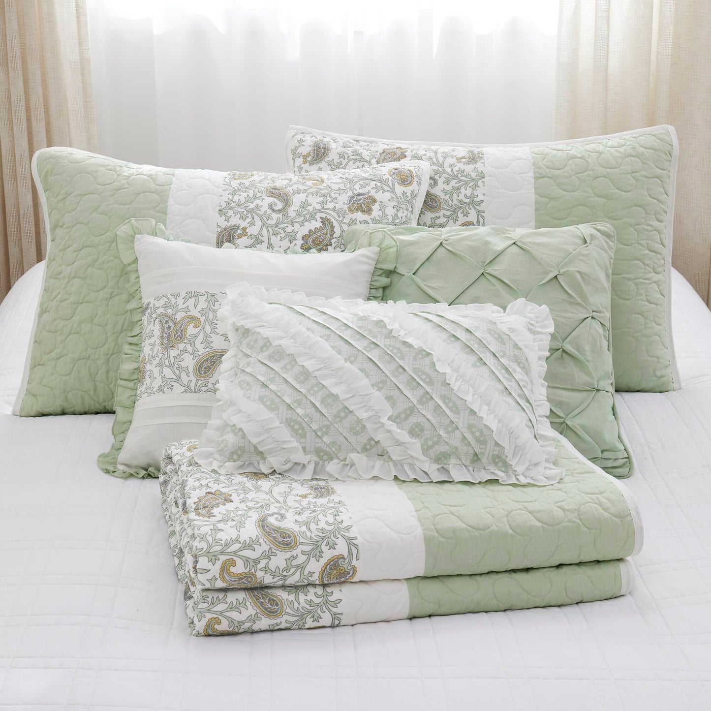 Madison Park 6 Piece Cotton Percale Quilt Set with Throw Pillows