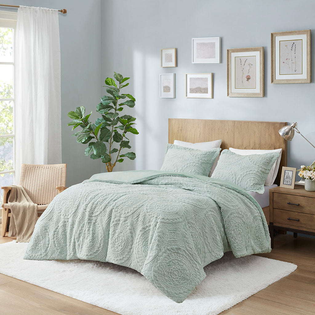 Arya Faux Fur Embroidered Comforter Mini Set | Madison Park