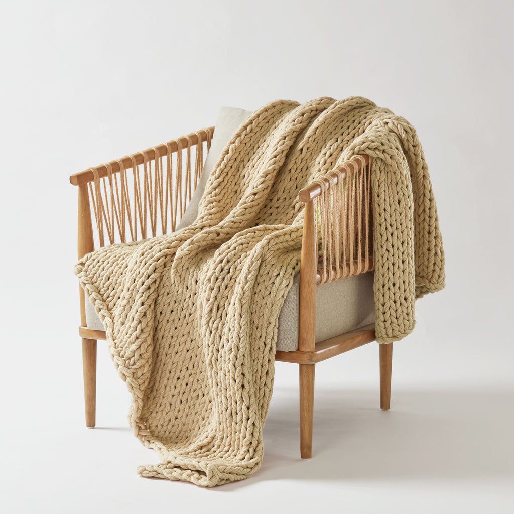 Madison Park Hand Made Chunky Double Knit Throw Blanket