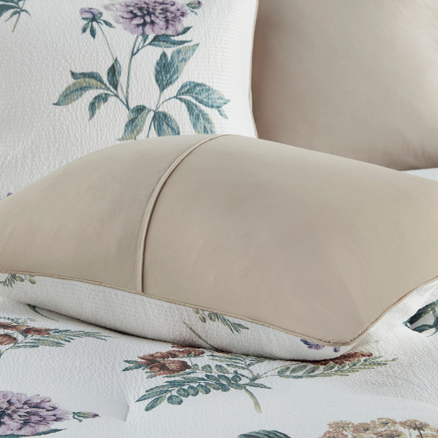 Madison Park 7 Piece Printed Seersucker Comforter Set with Throw Blanket