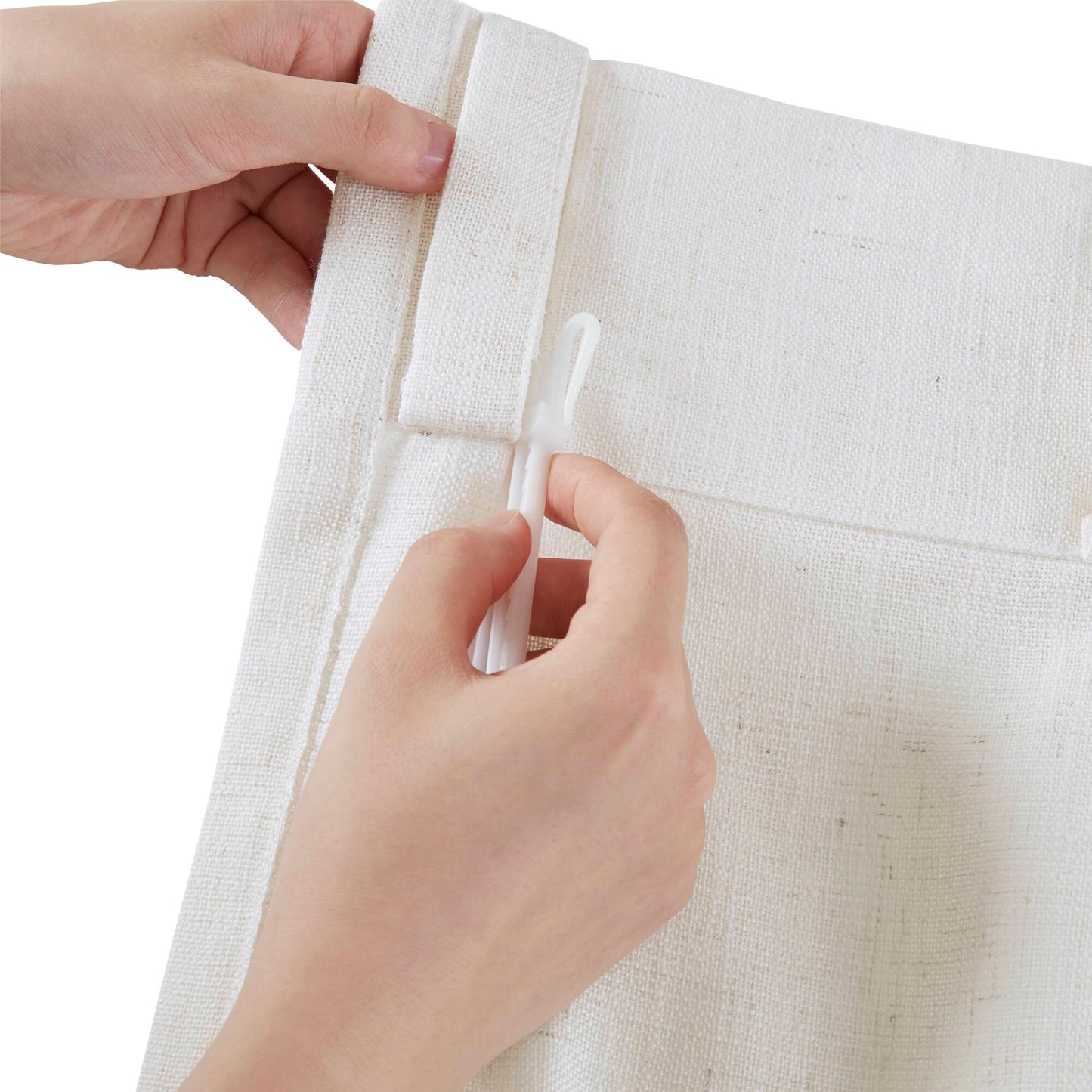 Emery 300gsm poly linen with 7 pinch pleat per pc