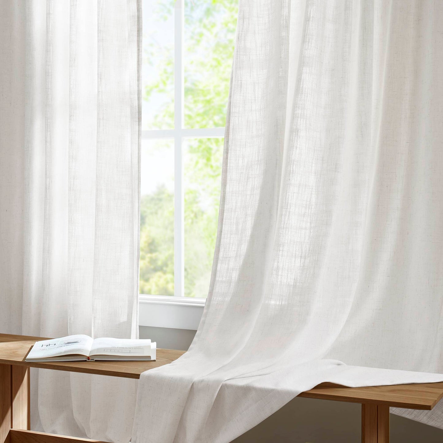 Emery 300gsm poly linen with 7 pinch pleat per pc