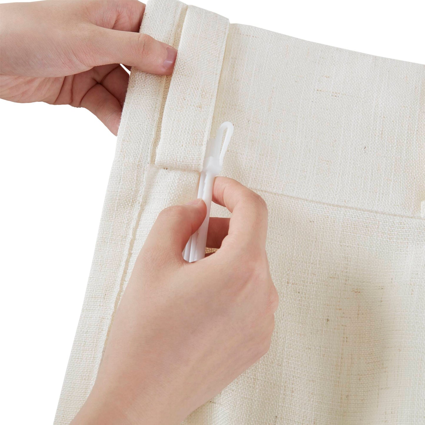 Emery 300gsm poly linen with 7 pinch pleat per pc