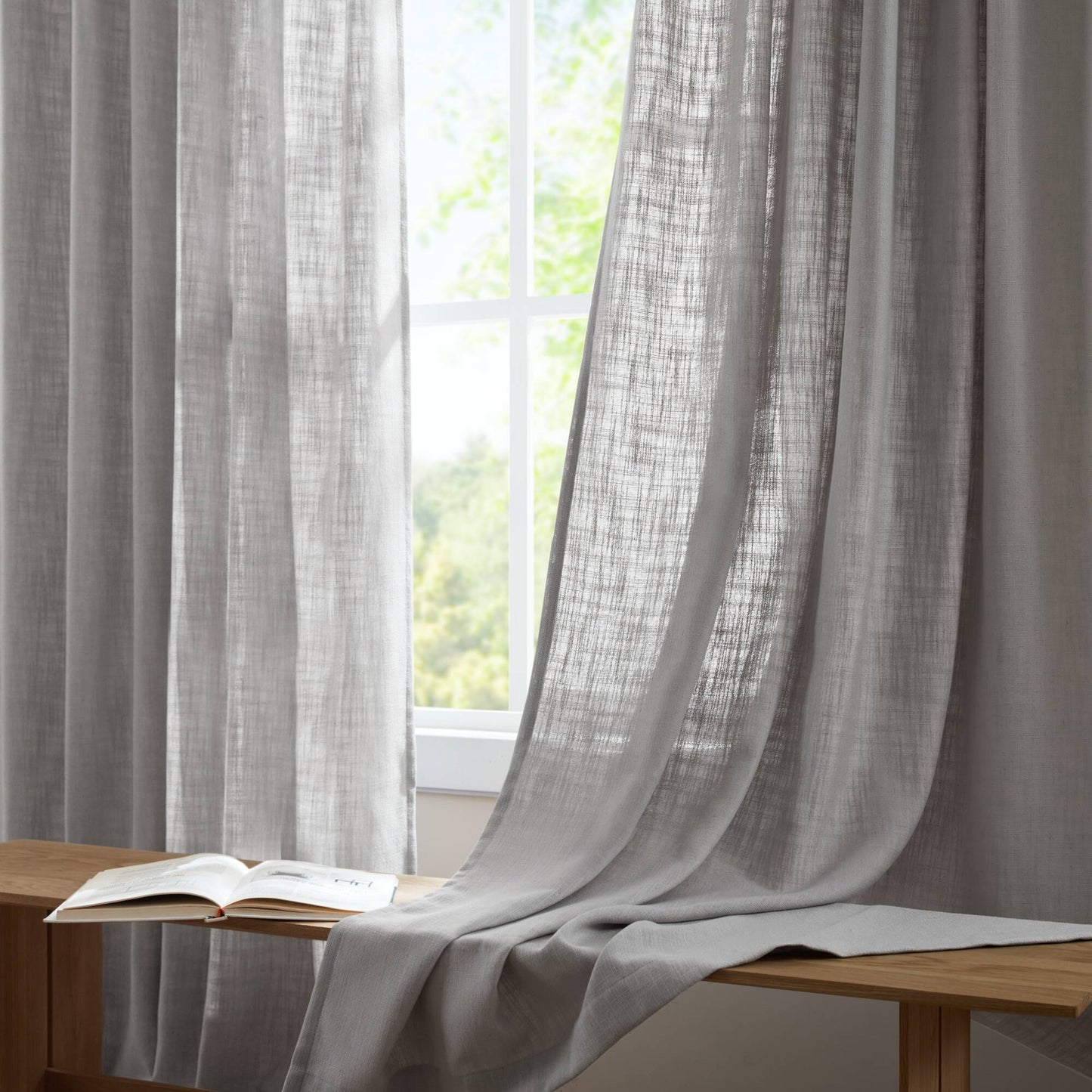 Emery 300gsm poly linen with 7 pinch pleat per pc