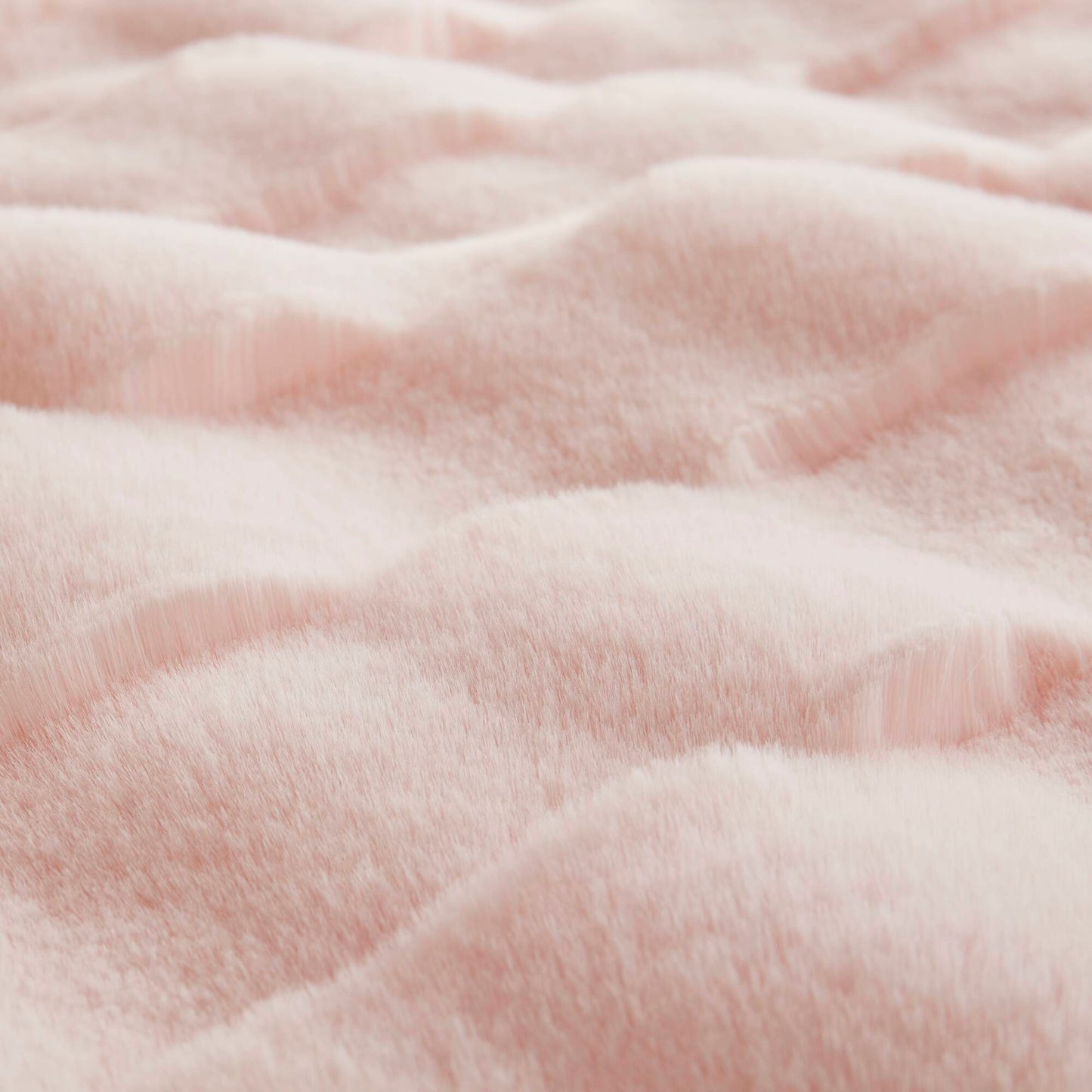 Vivienne Faux Fur Throw