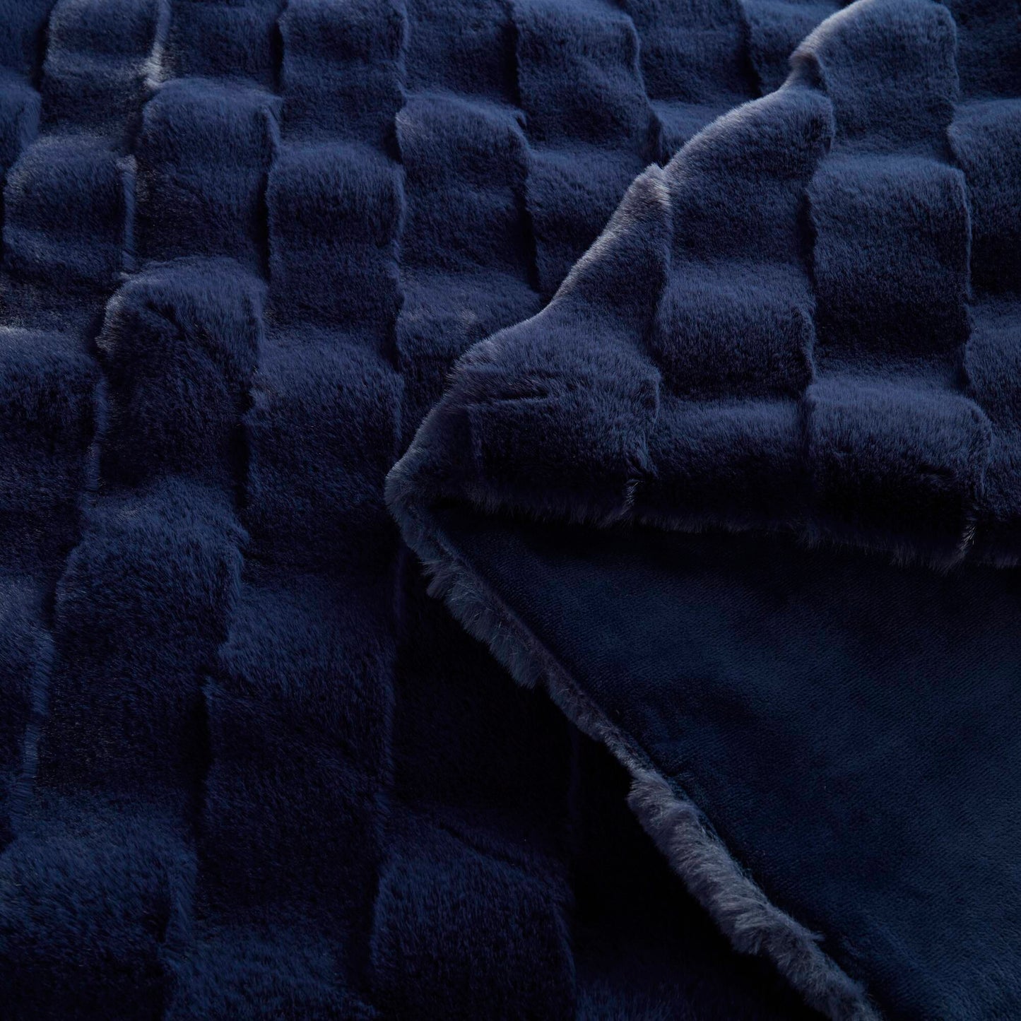 Vivienne Faux Fur Throw