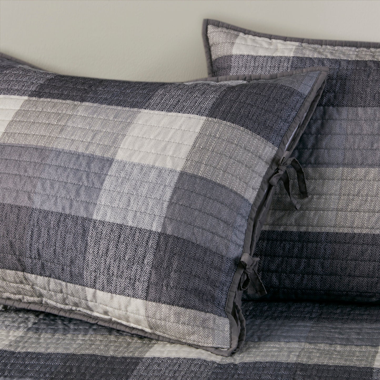 Madison Park 6 Piece Reversible Plaid Daybed Cover Set
