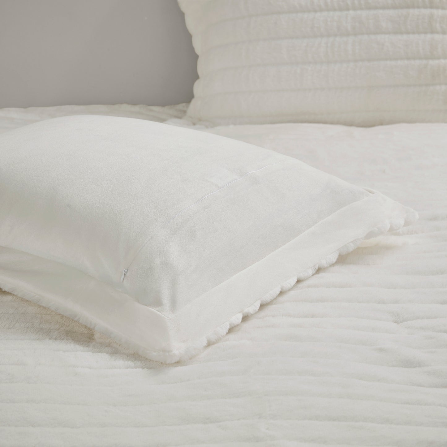 Madison Park Faux Fur Comforter Set