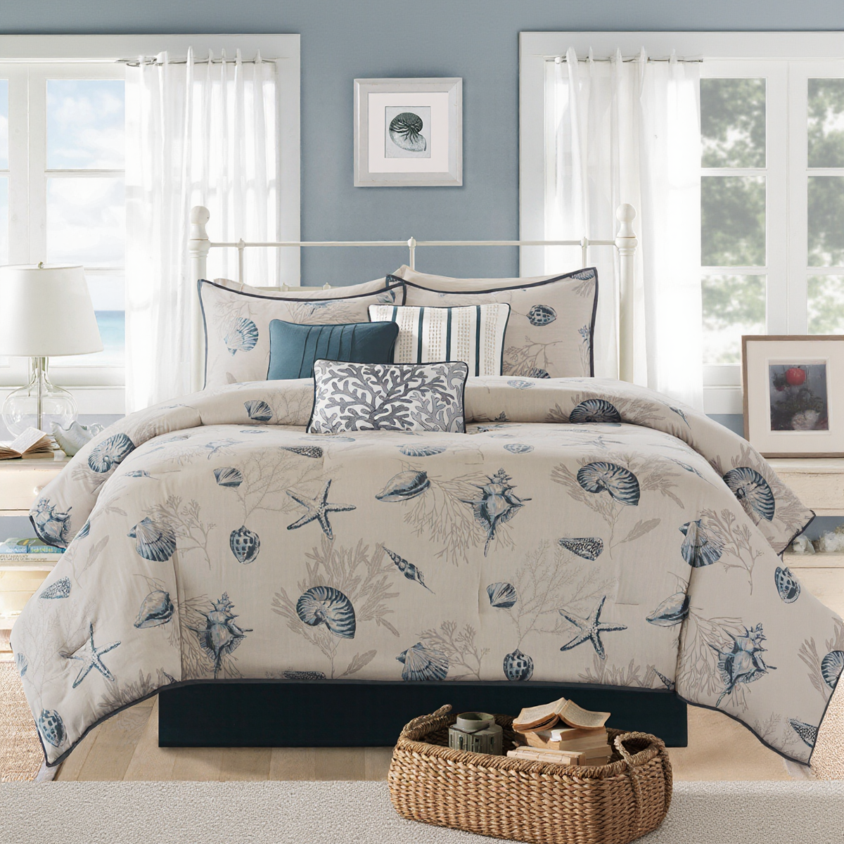 Bayside Madison Park Feature Collection