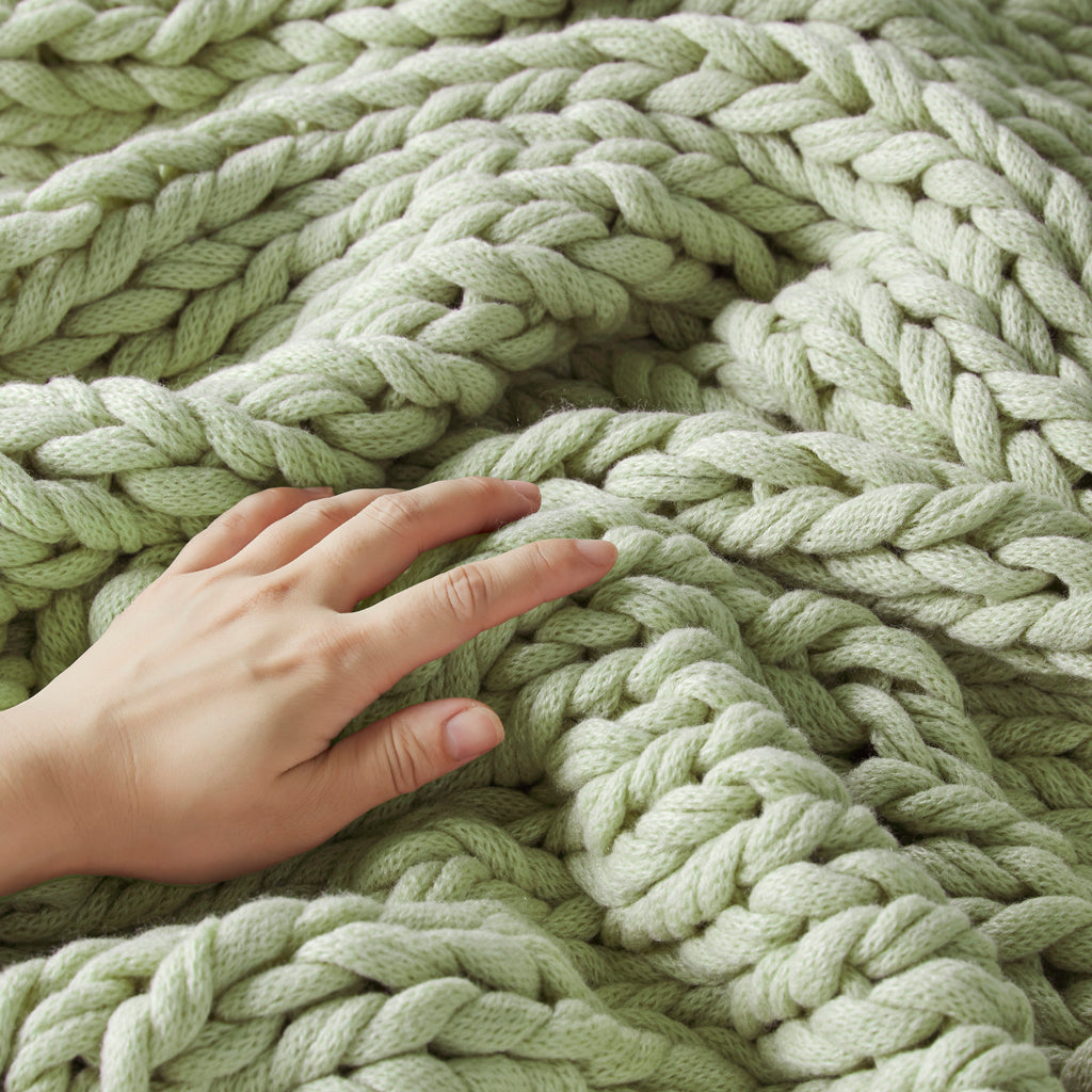 Madison Park Hand Made Chunky Double Knit Throw Blanket