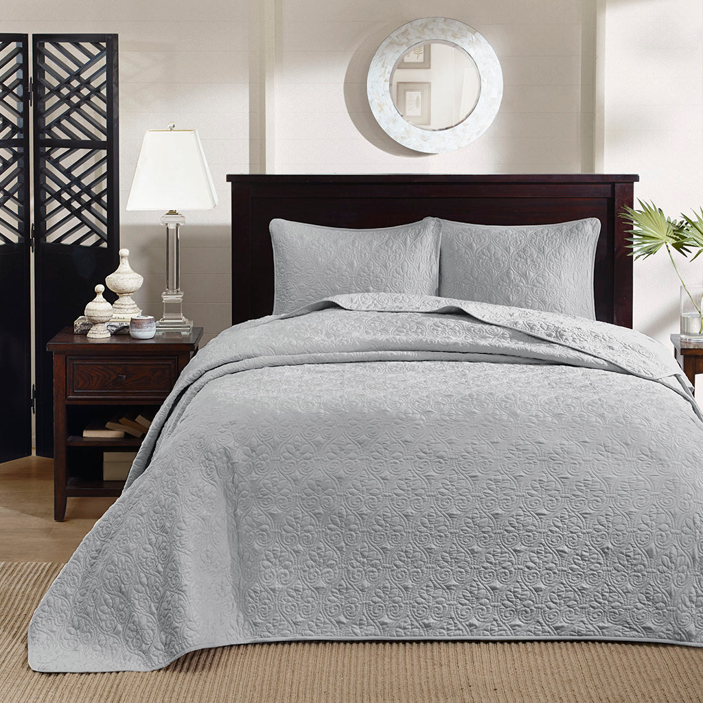 Madison Park 3 Piece Reversible Bedspread Set