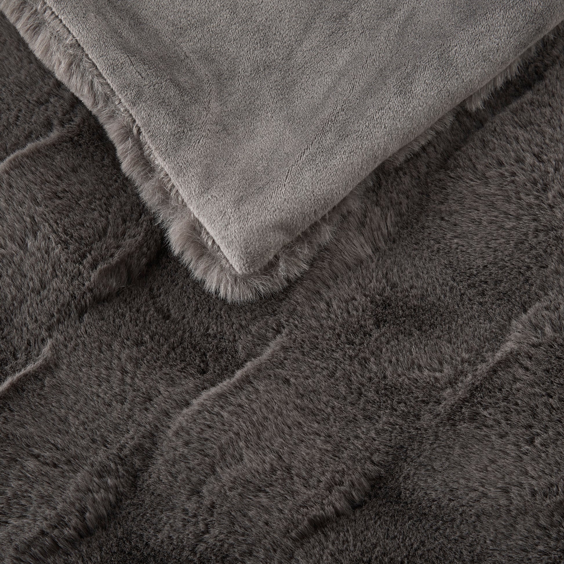 Madison Park Faux Fur Throw