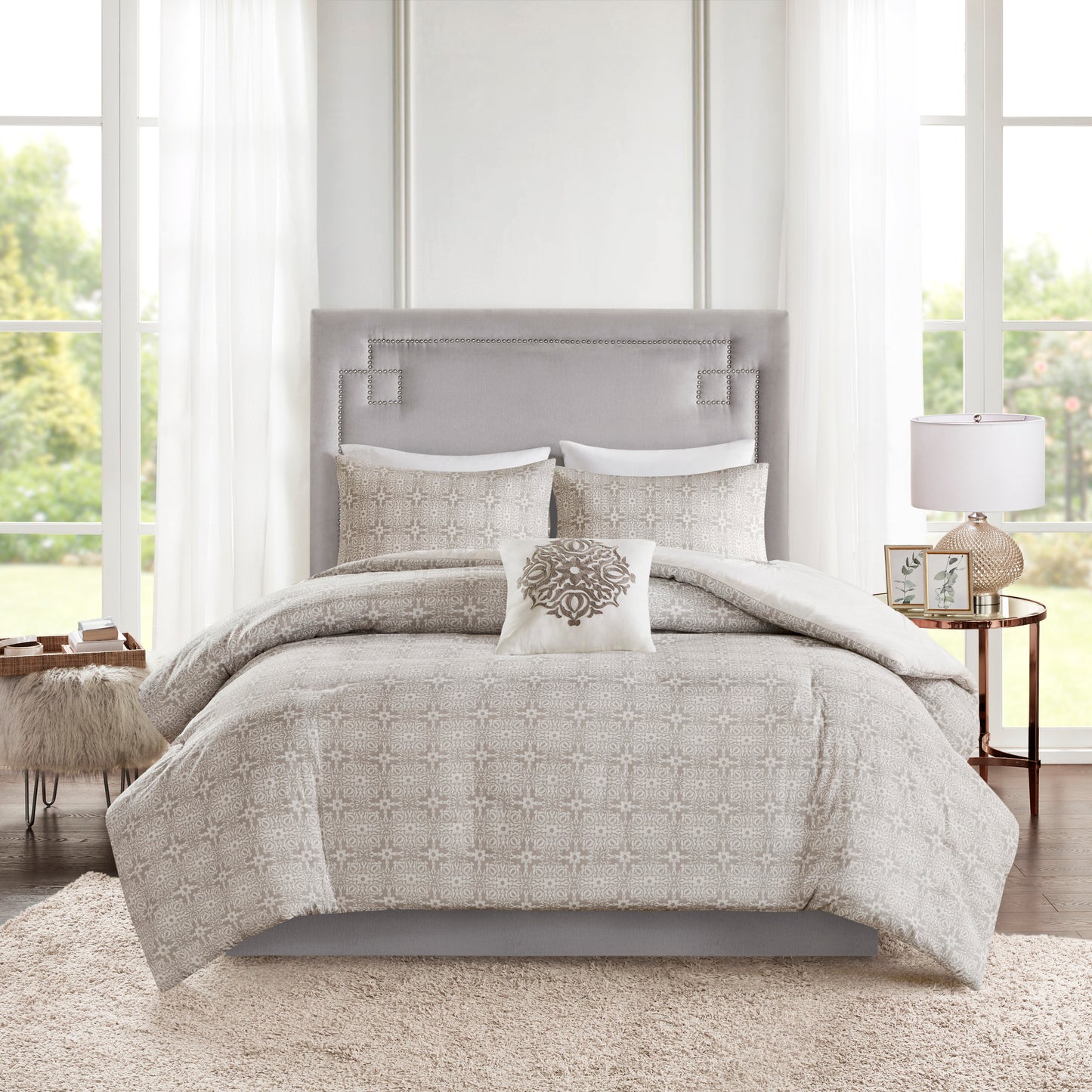 Madison Park 4 Piece Embroidered Cotton Reversible Duvet Cover Set
