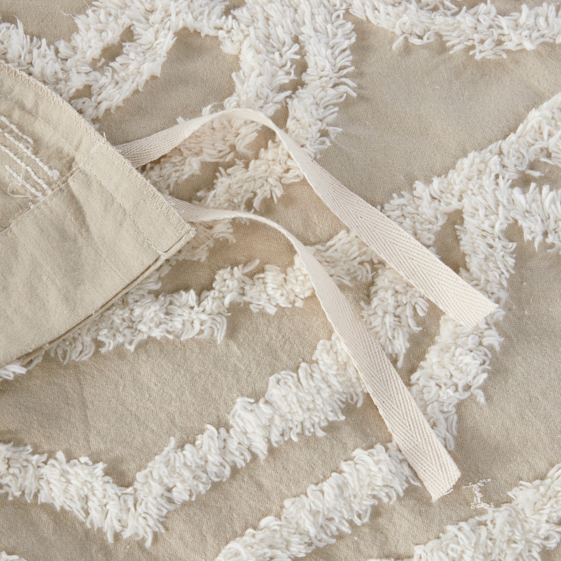 Madison Park 3 piece Tufted Cotton duvet cover set