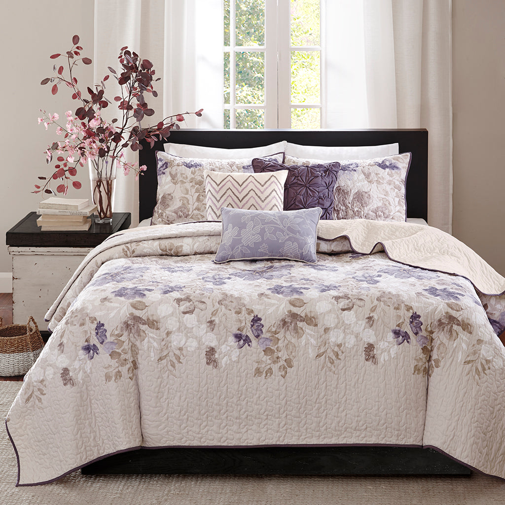 Madison Park 6 Piece Printed Quilt Set with Throw Pillows