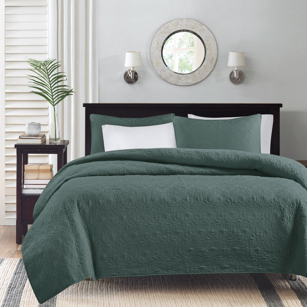 Madison Park 3 Piece Reversible Quilt Set