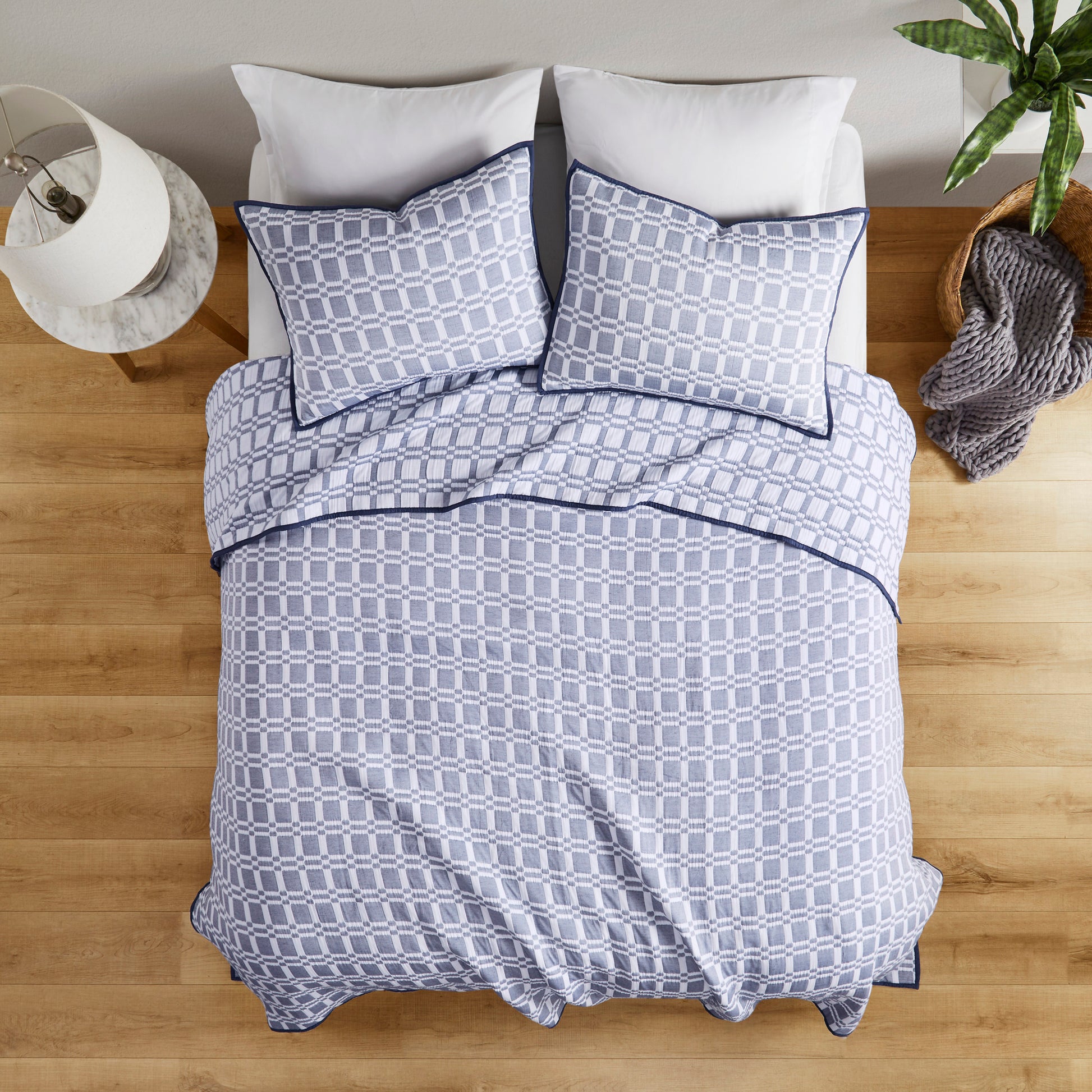 Madison Park 3 Piece Reversible Matelasse Coverlet Set