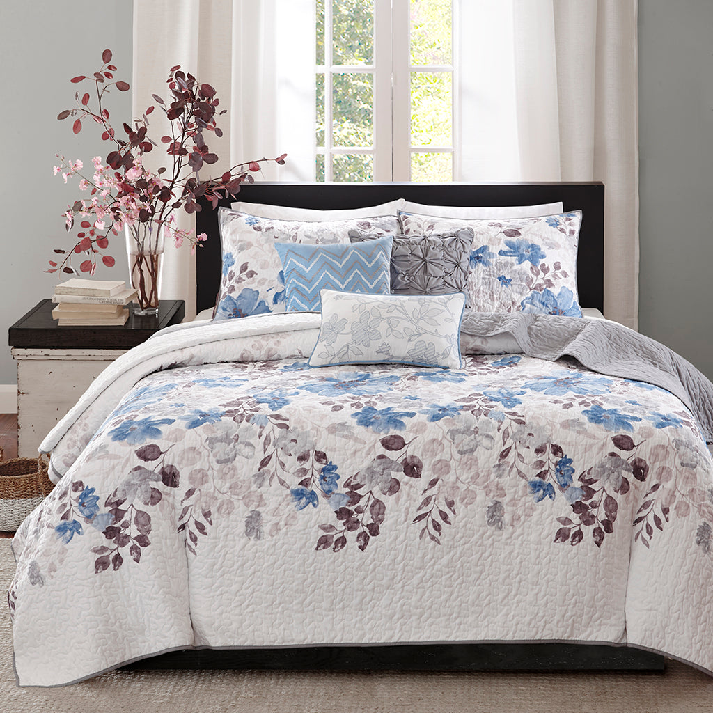 Madison Park 6 Piece Printed Quilt Set with Throw Pillows