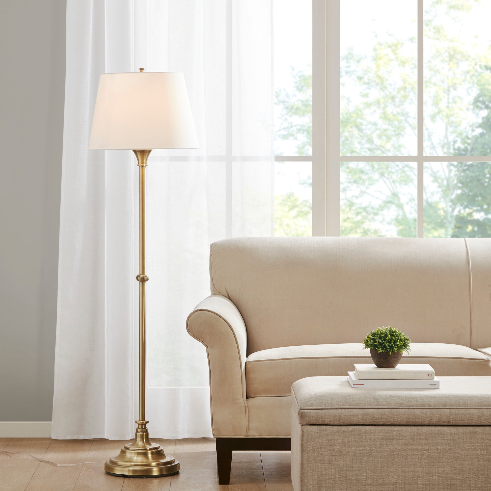 Hampton Hill Floor Lamp 59"H