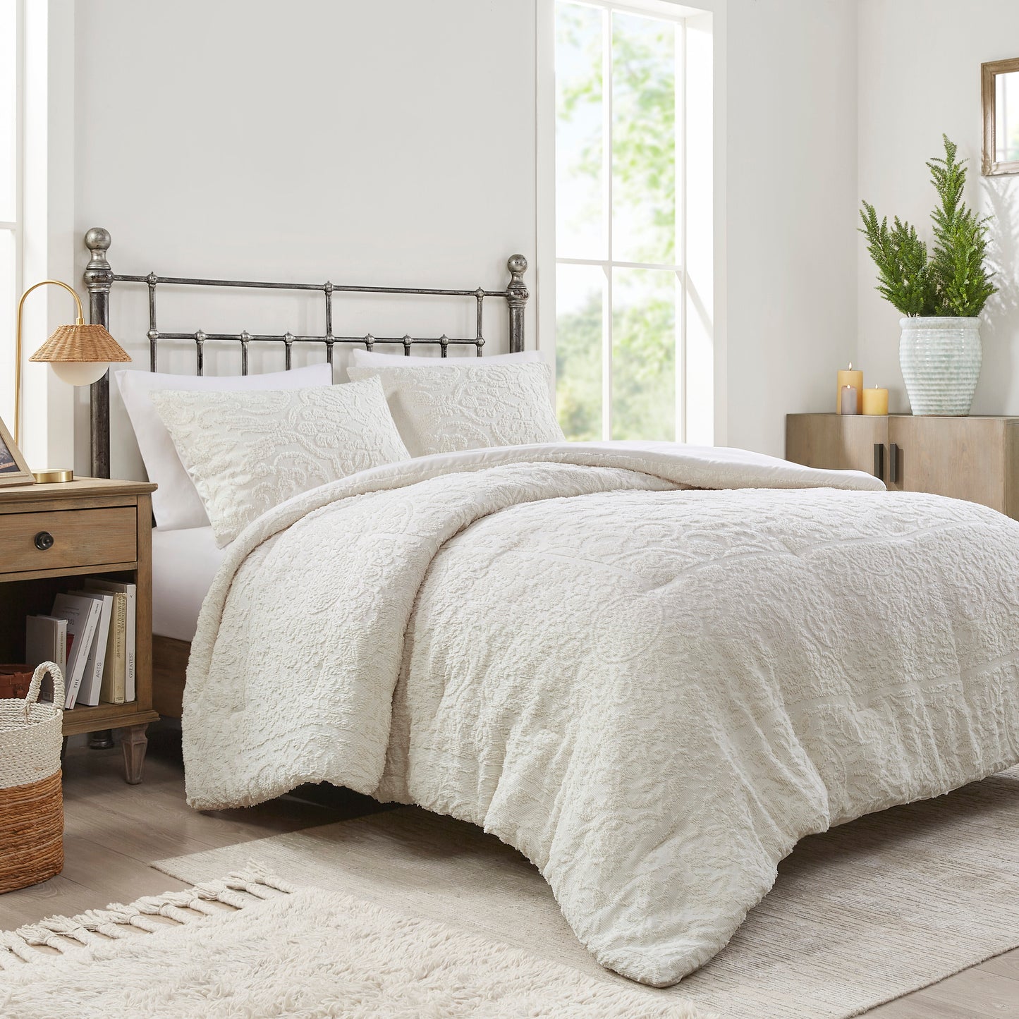 Madison Park 3 Piece Tufted Woven Comforter Set