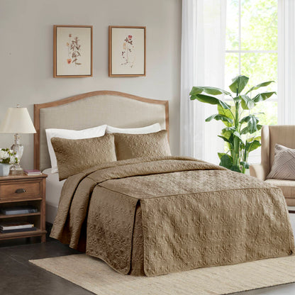 Madison Park 3 Piece Split Corner Pleated Quilted Bedspread