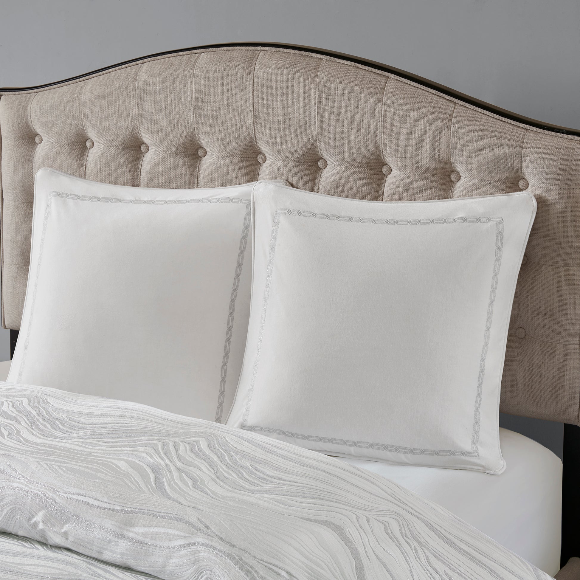 Madison Park Signature Comforter Set