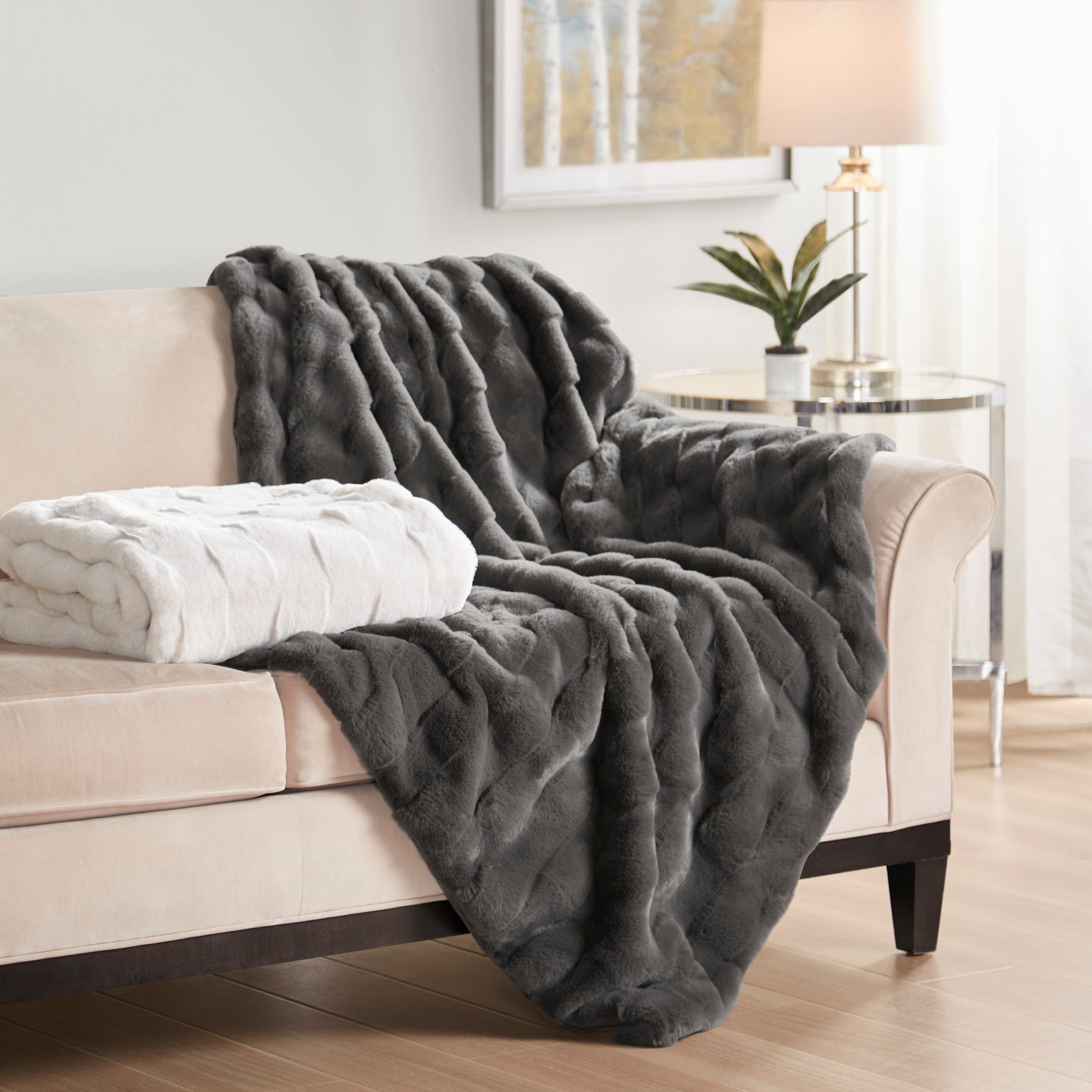 Madison Park Faux Fur Throw