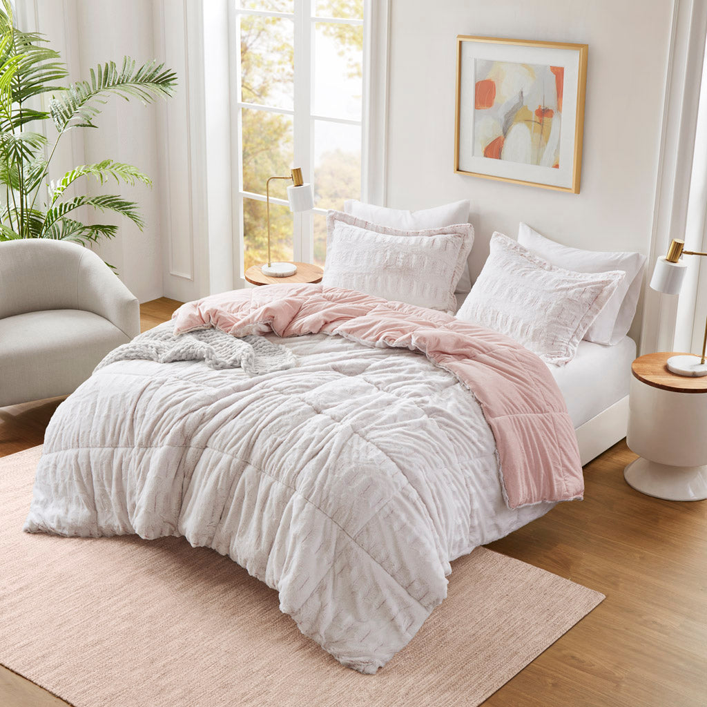 Madison Park Back Print Long Fur Comforter Mini Set