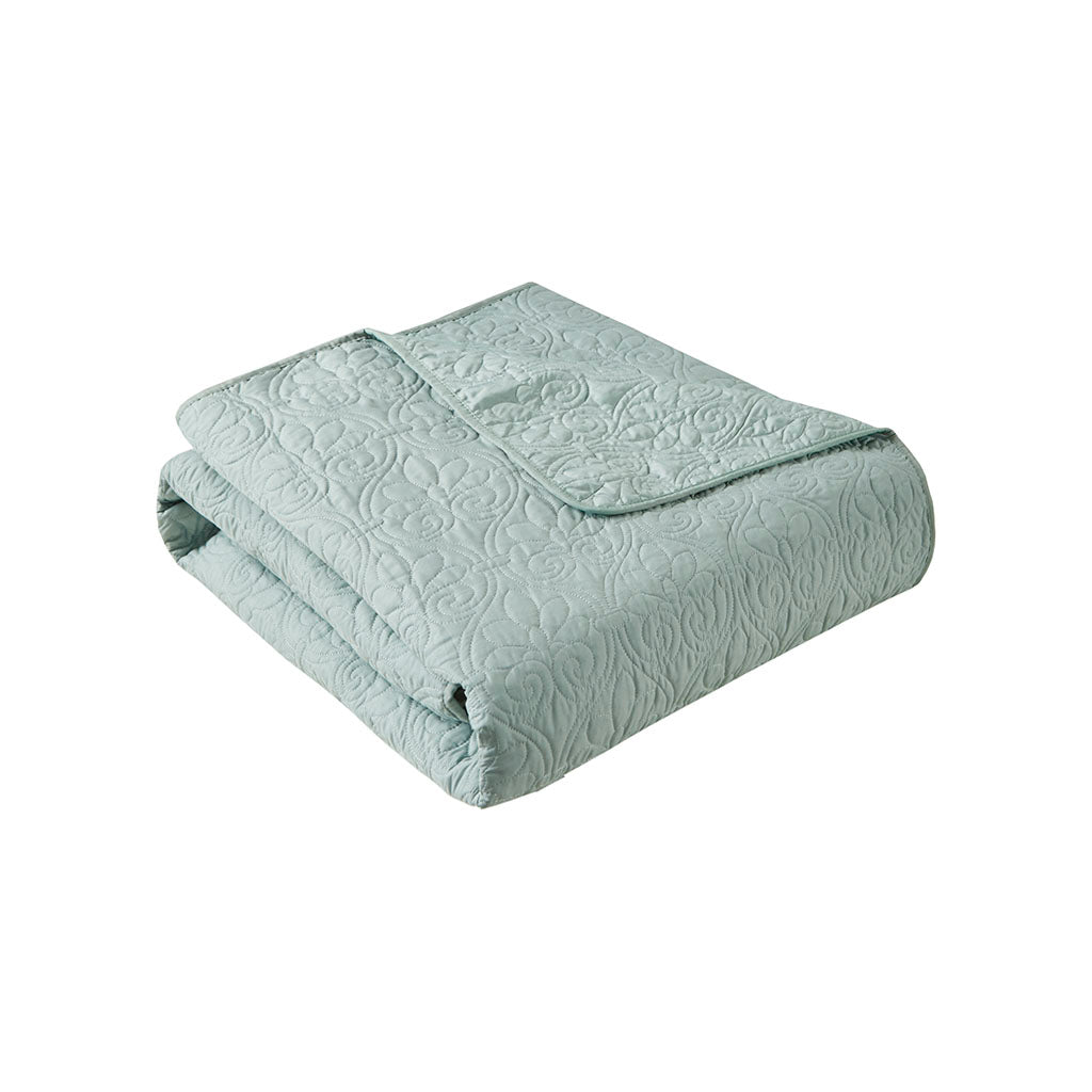 Madison Park Oversized Quilted Throw