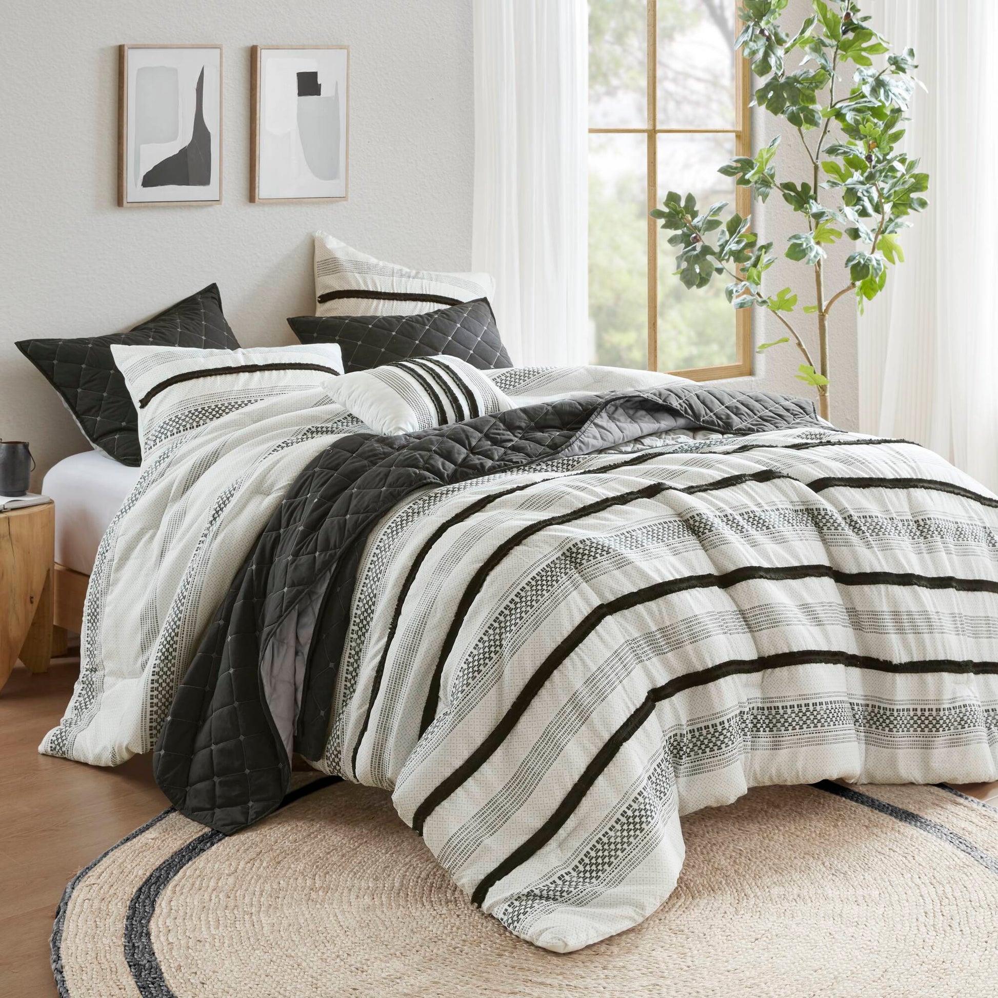 Madison Park 7 Piece Stripe Comforter and Quilt Set
