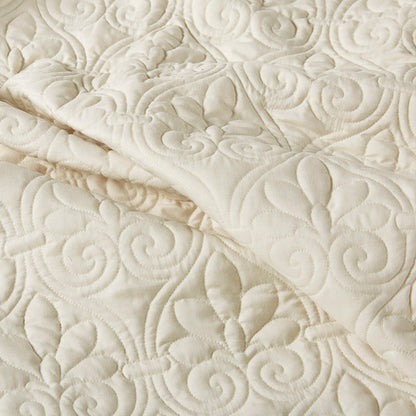 Madison Park 3 Piece Split Corner Pleated Quilted Bedspread