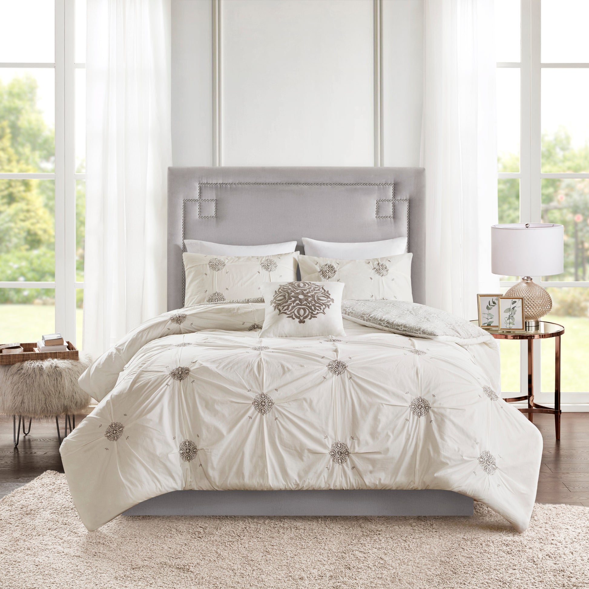 Madison Park 4 Piece Embroidered Cotton Reversible Duvet Cover Set