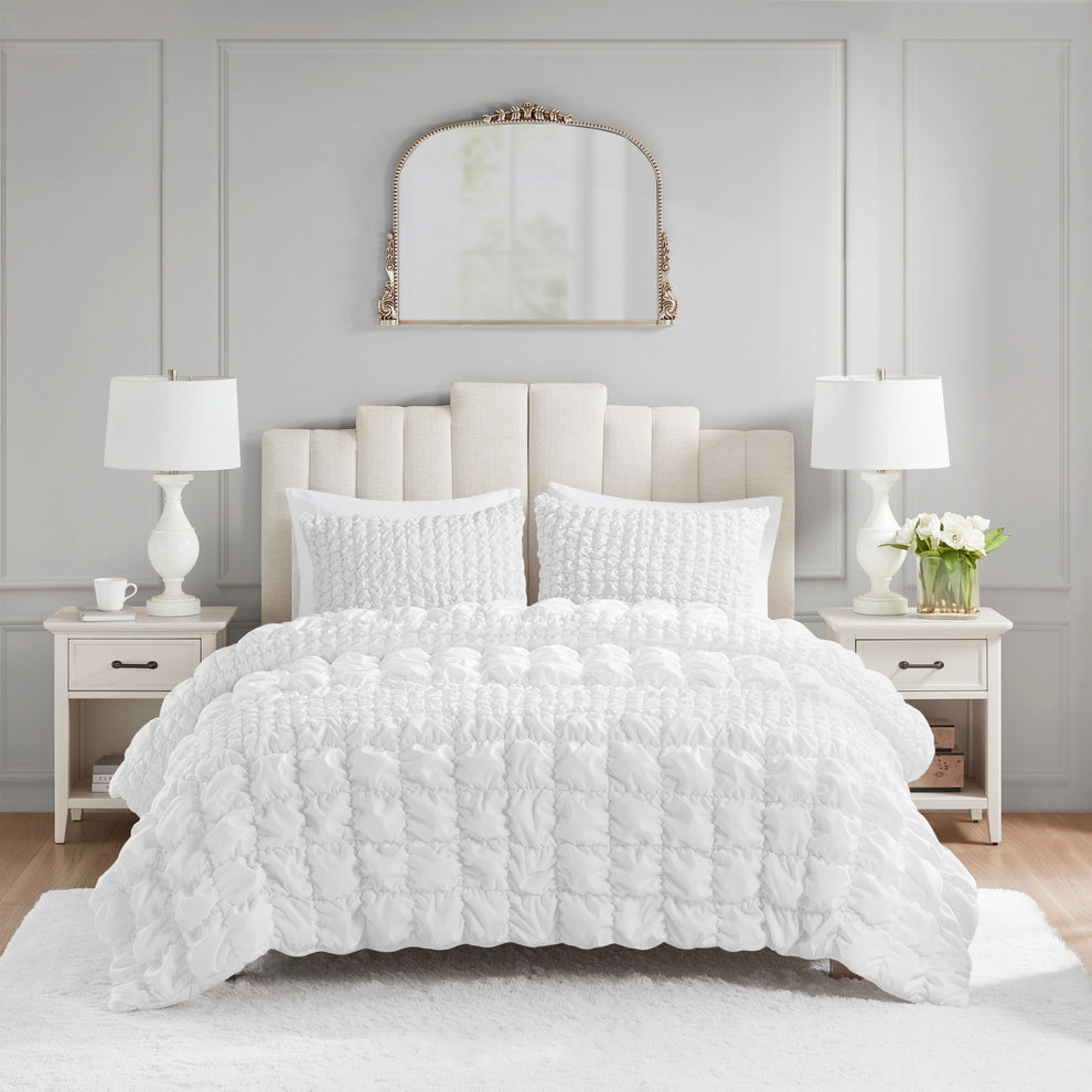 Evelyn 3 Piece Stripe Ruched Comforter Set | Madison Park