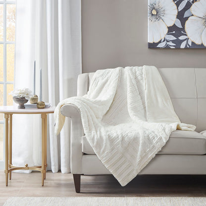 Madison Park Ultra Plush Down Alternative Throw