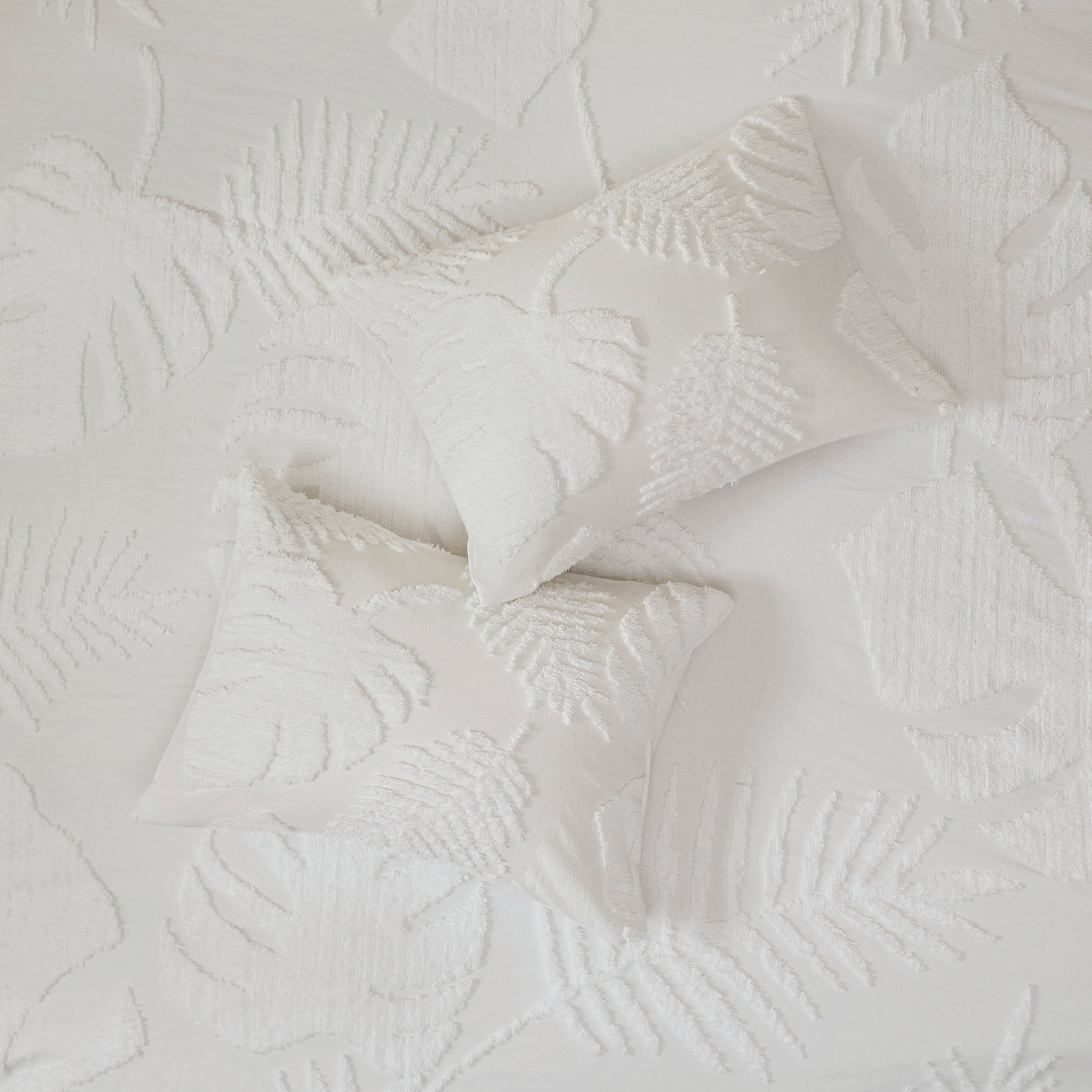 Madison Park 3 Piece Tufted Cotton Chenille Palm Duvet Cover Set