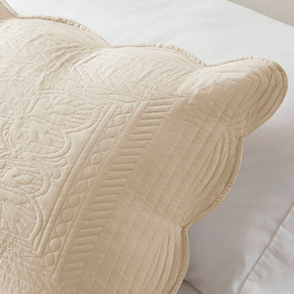 Madison Park 3 Piece Reversible Scalloped Edge Quilt Set