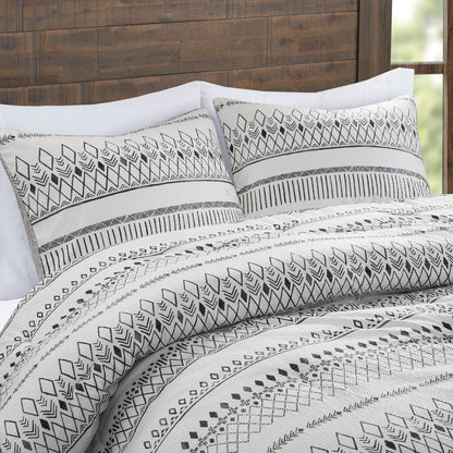 Madison Park 5 Piece Printed Seersucker Comforter Set with Throw Pillows