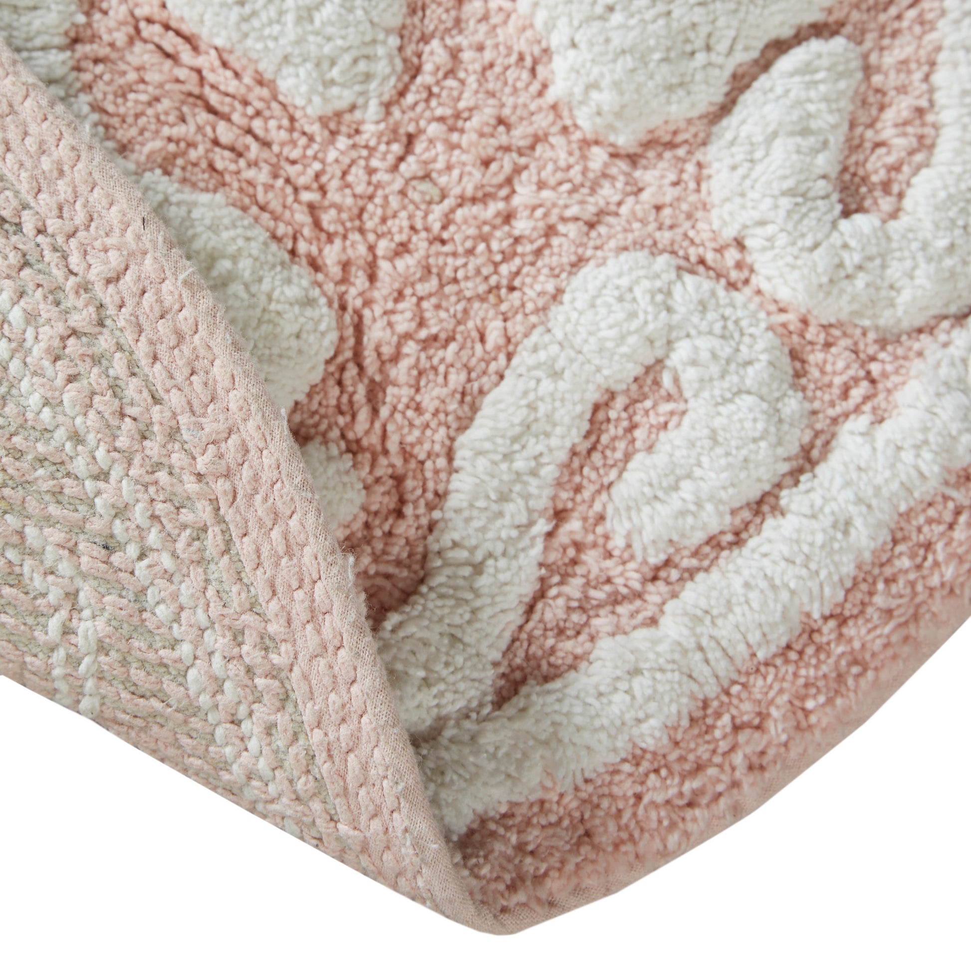 Madison Park Medallion Cotton Tufted Bath Rug