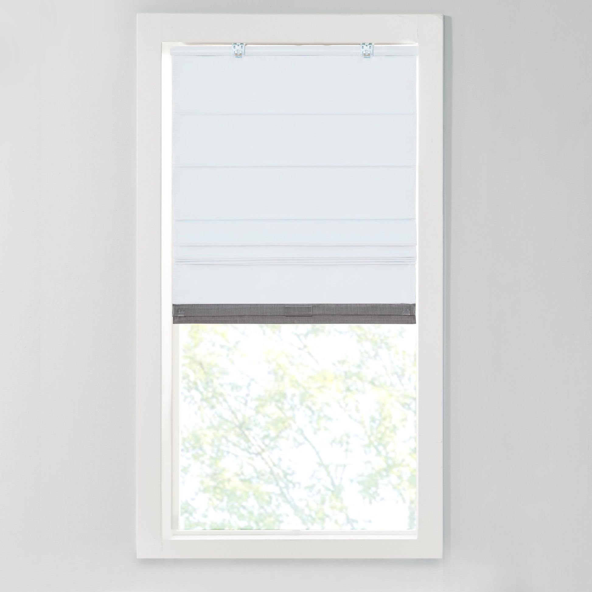 Madison Park Faux Linen Cordless Total Blackout Roman Shade