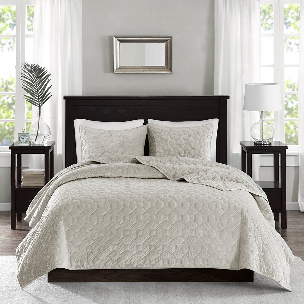 Harper 3 Piece Velvet Quilt Set - Madison Park Fashion Bedding